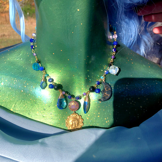 *new* Chasing Moons 16.5”-17” ♻️